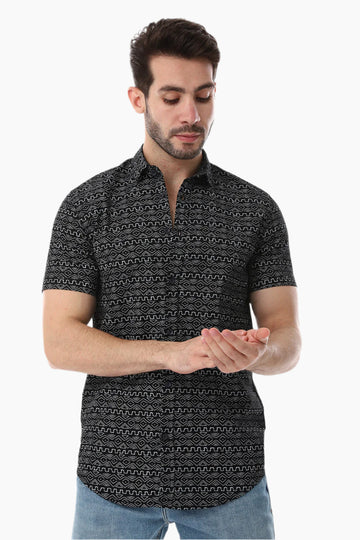 Self Pattern Buttons Down Closure Shirt - Black & White