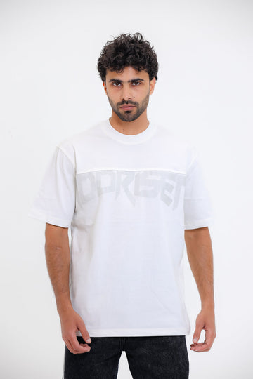 T-Shirt with Bold "DORISE" Graphic Print - White