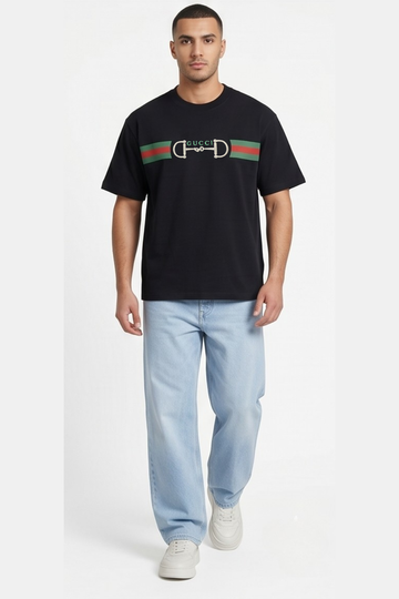 T-Shirt GUCCI Casual style with high comfort and a confident appearance.