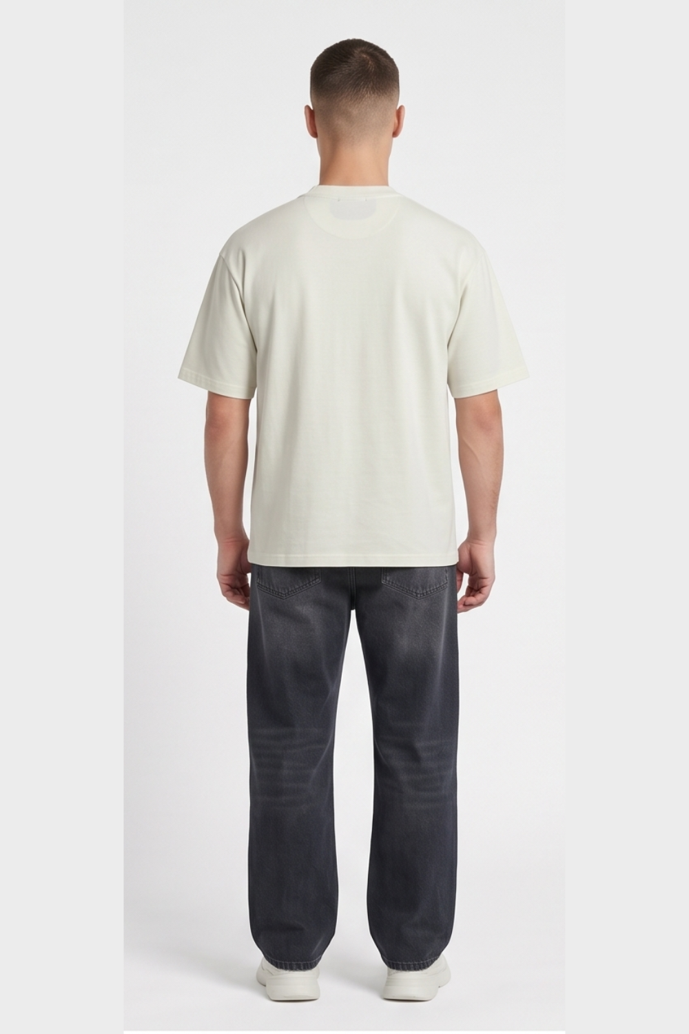T-Shirt DIOR Casual style with high comfort and a confident appearance.