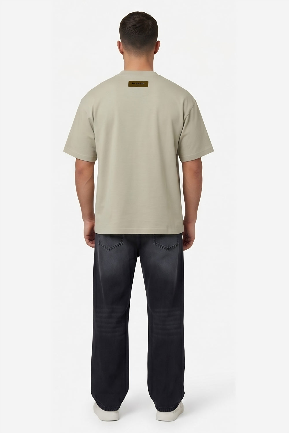 T-Shirt Louis Vuitton Clean and modern look suitable for all occasions For Men