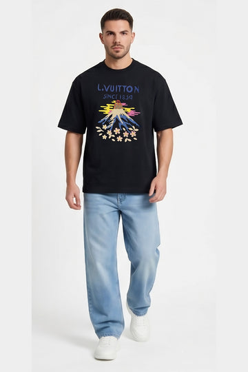 T-Shirt Louis Vuitton Clean and modern look suitable for all occasions For Men