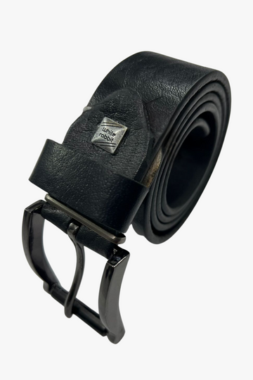 Simple Plain Buckled Leather Belt – Black