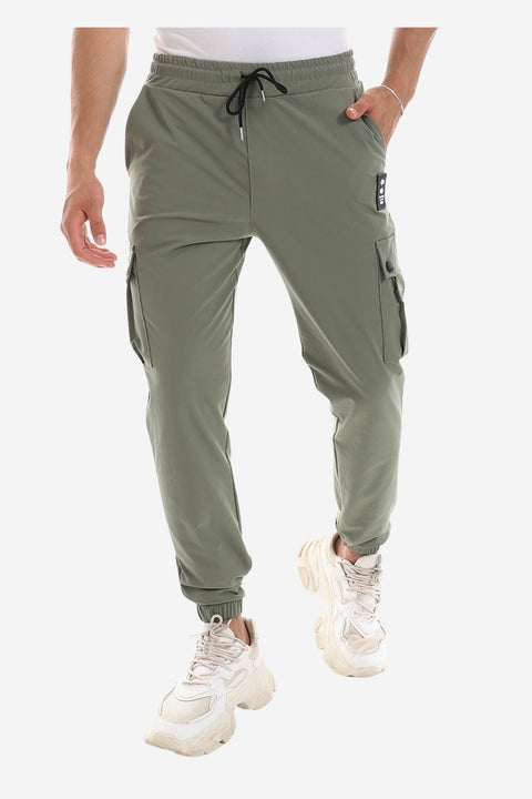 Solid Black Cargo Pants With 4 Pockets