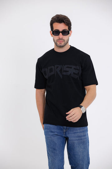 T-Shirt with Bold "DORISE" Graphic Print - Black