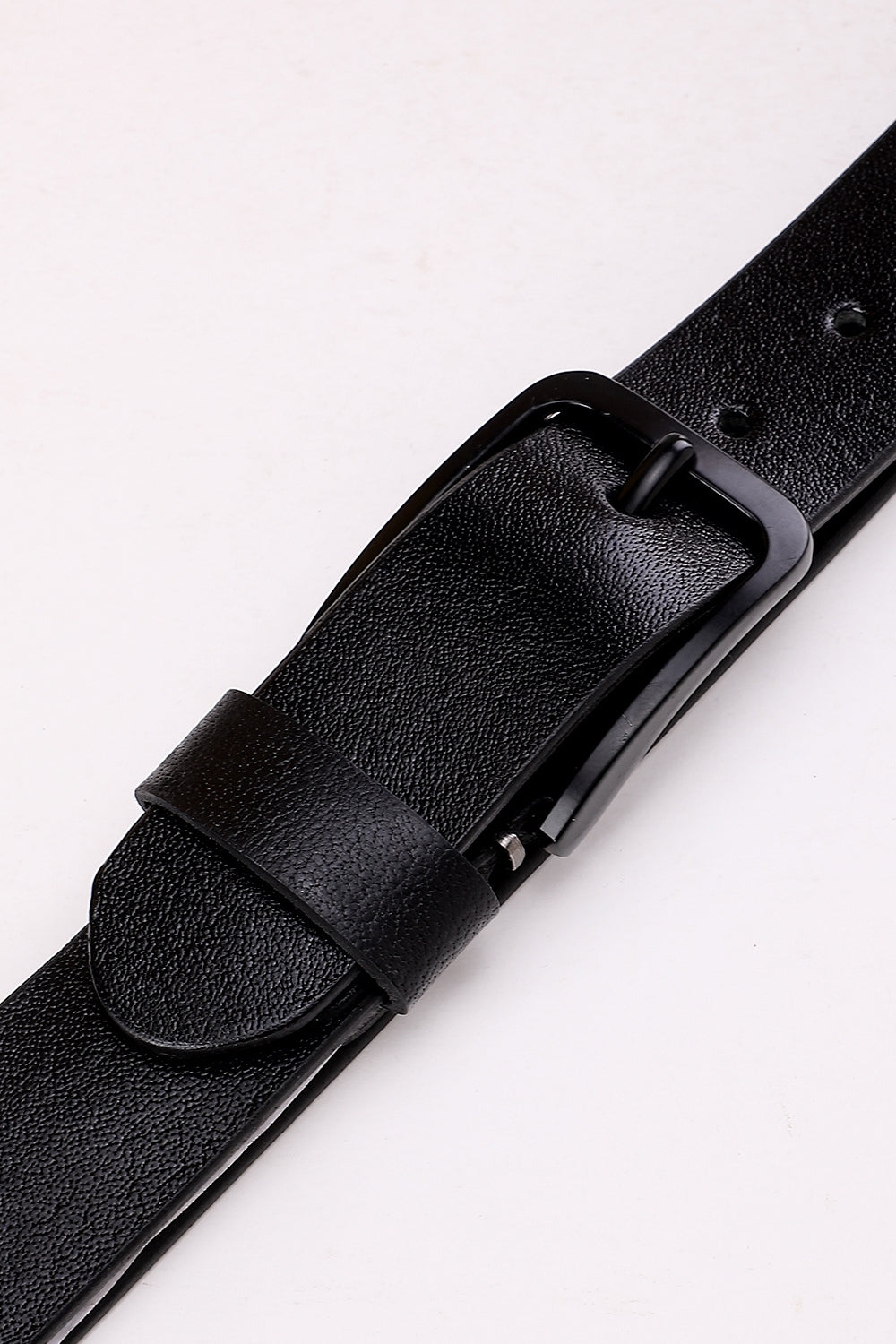 Chic Buckled Leather Belt - Black