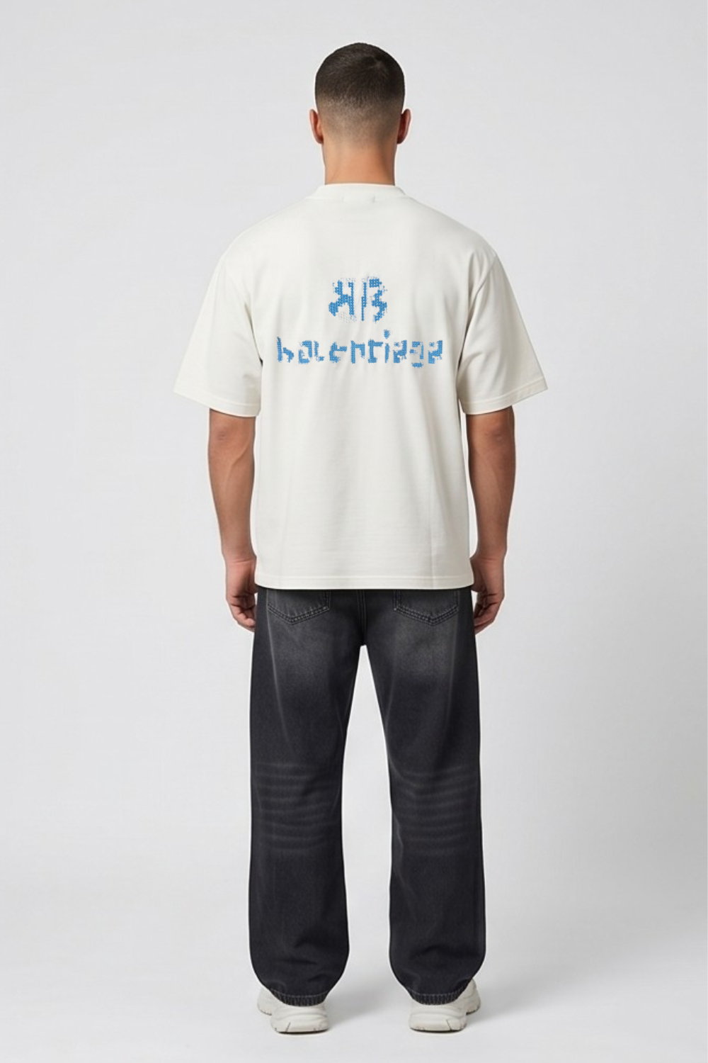 T-Shirt Balenciaga Modern design that delivers a clean and stylish everyday look For Men