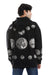 This sweatshirt features a captivating print of coins, adding a unique and eye-catching element to your outfit.